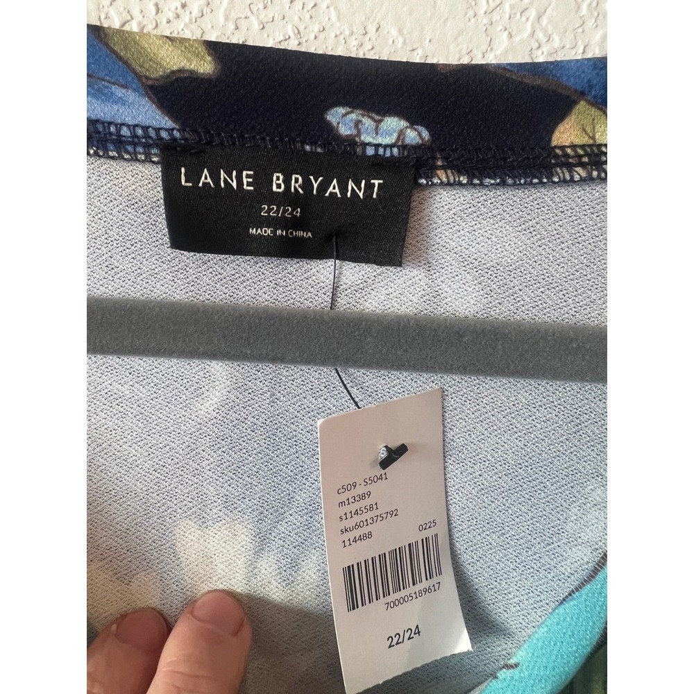 Lane Bryant Floral Boatneck Swing Top Size 22/24 Blue/Navy Sleeveless NEW - Picture 4 of 9